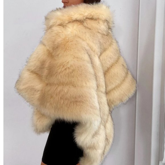 faux fur asymmetrical wrap cape chic elegant evening luxury - Picture 5 of 6